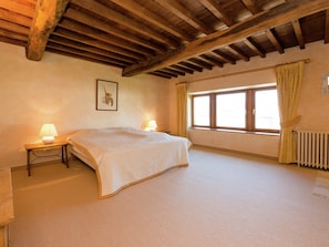 Villa | 5 bedrooms, individually furnished, bed sheets - Cozy Holiday House near La Roche (Rendeux)