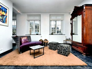 House | Living area | Fireplace - Countryside Escape for 9 (Beauraing)