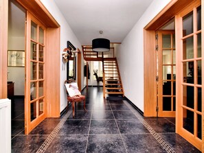 House | Reception