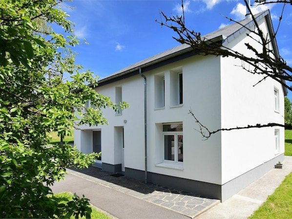 Exterior - Modern, Well-equipped House With Sauna, Spacious Garden and Nice View (Daverdisse)