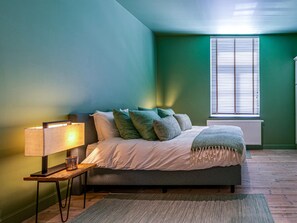 5 chambres, ameublement personnalisé, draps fournis