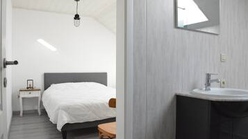 Rumah | 5 kamar tidur dan dilengkapi dengan perabotan berbeda-beda