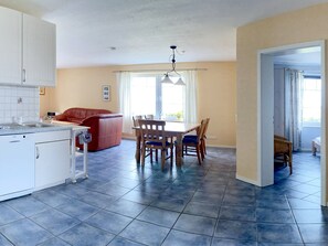 Apartment | Dining