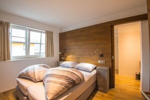 Apartment | 3 Schlafzimmer, individuell eingerichtet, Bettwäsche