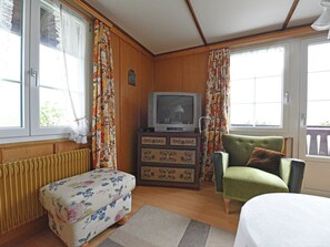 Apartment | Living area - Apartment in Trans Village (Domleschg)