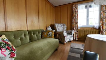 Apartment | Living area