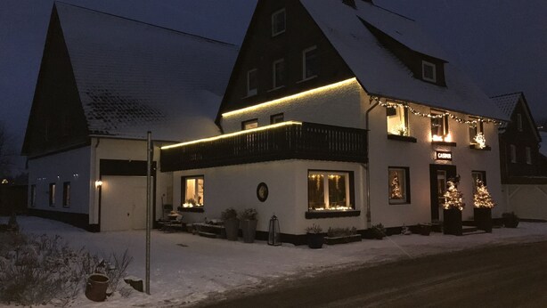 House | Exterior - Snug Holiday Home With Storage, Roof Terrace, Private Garden (Winterberg)