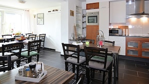 Dining - Snug Holiday Home With Storage, Roof Terrace, Private Garden (Winterberg)