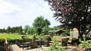 House | Balcony - Snug Holiday Home With Storage, Roof Terrace, Private Garden (Winterberg)