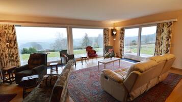 Huis | Woonkamer | Een open haard