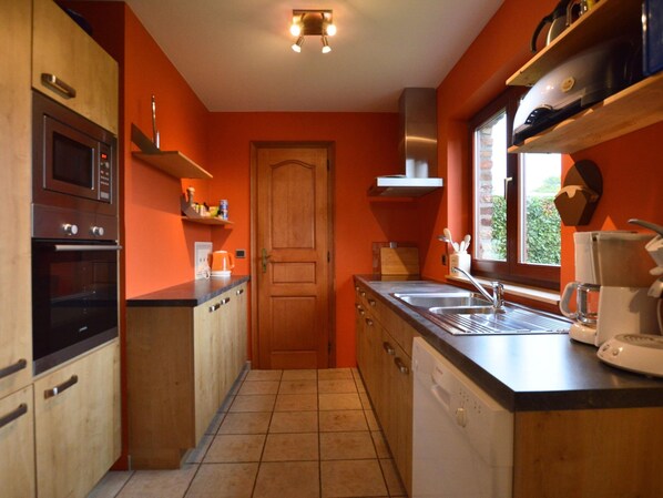 單棟房屋 | 私人廚房 | 高腳椅、廚房用具/餐具/器皿