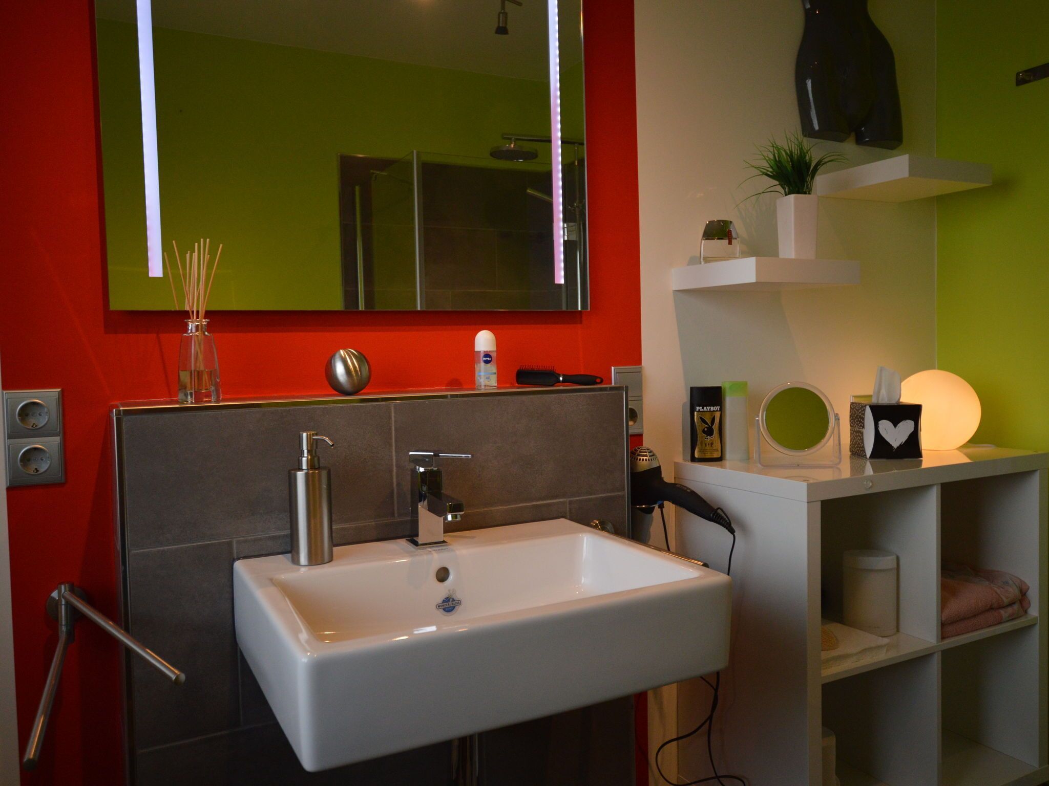 Ferienhaus | Badezimmer | Dusche, Haartrockner, Handtücher