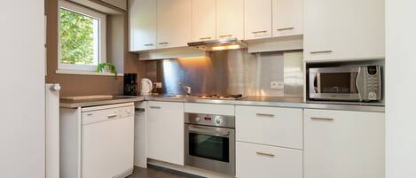 House | Private kitchen | Fridge, highchair