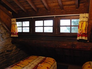 Villa | 4 slaapkamers, individueel gemeubileerd, een strijkplank/strijkijzer