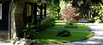 Large Hunting Lodge With Enormous Beautiful Garden