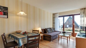 Dining - Detached House in a Holiday Park in the Hotzenwald With Terrace and Garden (Herrischried)