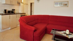 Apartment | Living room - Lovely Apartment in Rerik With Private Garden (Rerik)