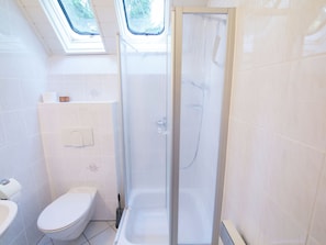 Bathroom - Spacious Holiday Home in Feriendorf Frankenau Near Forest (Frankenau)