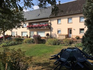 Apartment | Exterior - Holiday Home Rodershausen Near Vianden Castle (Rodershausen)