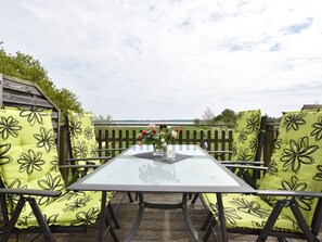 House | Balcony - Quaint Holiday Home in Insel Poel on Island Poel (Insel Poel)