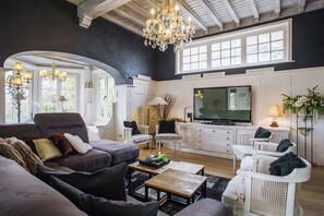 غرفة المعيشة