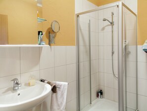 Apartment | Bathroom