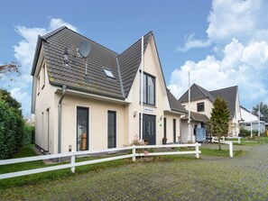 Exterior - Ferienhaus in Bastorf mit Garten (Bastorf)