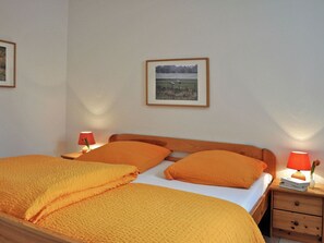 House | 2 bedrooms, individually furnished