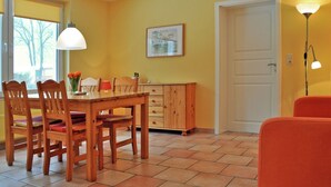 Unclassified image, 5 of 28, button - Farmhouse in Boiensdorf With Terrace, Garden and Barbecue (Boiensdorf)