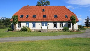 Unclassified image, 3 of 28, button - Farmhouse in Boiensdorf With Terrace, Garden and Barbecue (Boiensdorf)