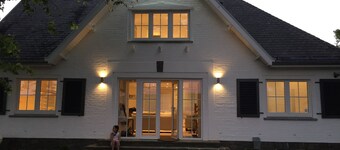 Superb Holiday Home With Garden in Serinchamps