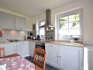 Leilighet | Eget kjøkken | Høy barnestol