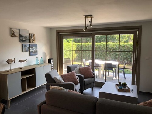 Cozy Holiday Home near Westhoek