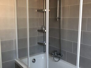 House | Bathroom | Shower - Cozy Holiday Home near Westhoek (De Panne)