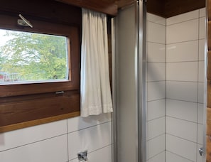 House | Bathroom