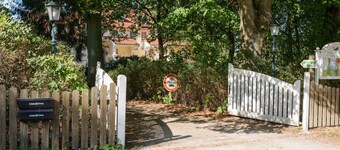 Holiday Home on a Horse Farm in Heath