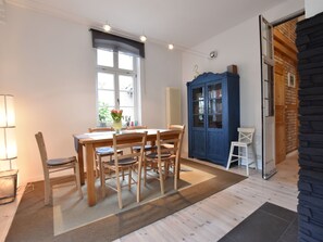Apartment | Living room - Lovely Apartment With Terrace, Garden, Parking, Fireplace (Rerik)