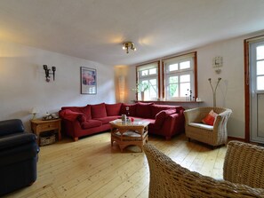 House | Living room