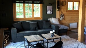 Alpehytte | Oppholdsrom