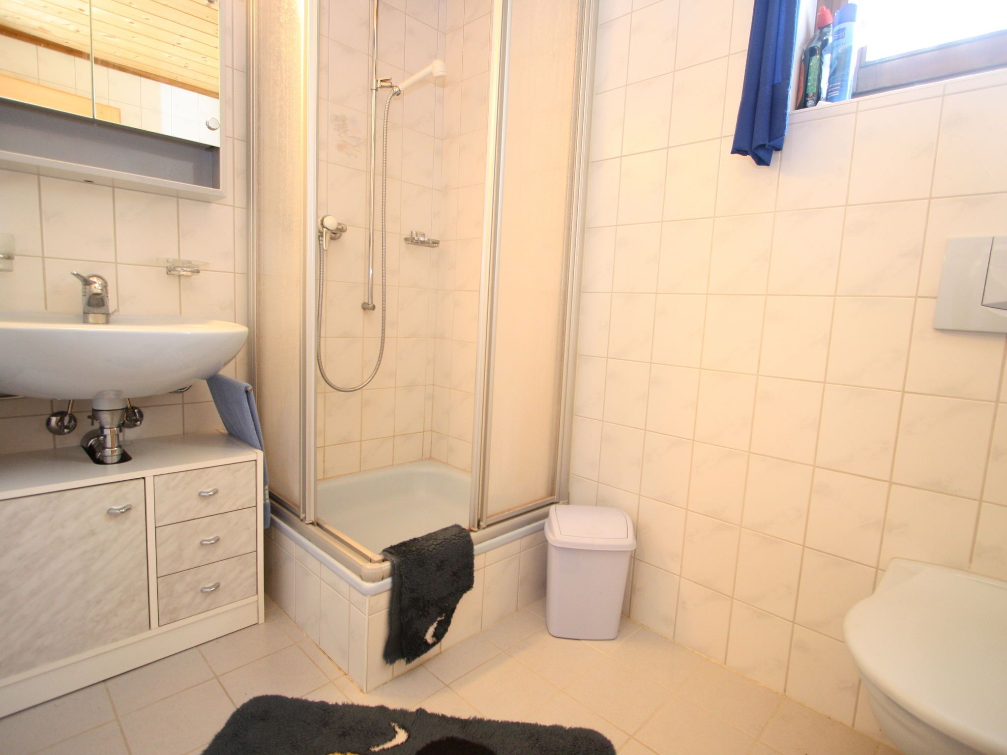 Apartment | Bilik Mandi | Pancuran mandi, tuala disediakan 
