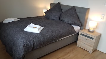 Apartemen Superior, 1 kamar tidur, balkon | 2 kamar tidur dan didekorasi berbeda-beda