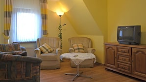 Unclassified image, 4 of 16, button - Lovely Apartment in Oberkirchen near Golfing & Horse Riding (Schmallenberg)