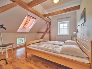 Ház | 6 hálószoba, egyedi berendezés és ágynemű