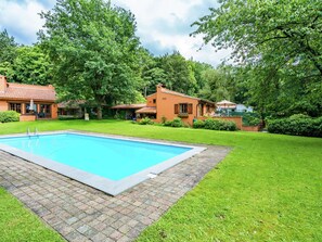 House | Pool - Cosy and Snug Holiday Home With Joint Swimming Pool (Tessenderlo)