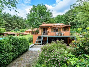 House | Exterior - Cosy and Snug Holiday Home With Joint Swimming Pool (Tessenderlo)