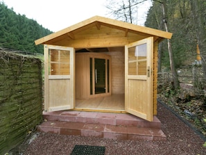 Exterior - Cozy Holiday Home in Niedersalwey With Sauna (Eslohe)