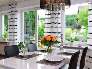 Dining - Flat in Bruchhausen With Private Terrace (Olsberg)