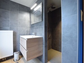House | Bathroom | Shower