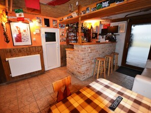 House | Dining