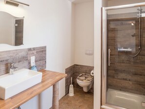 House | Bathroom | Bathtub, hair dryer